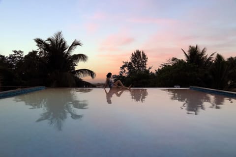 StayVista Ashore 6BHK Infinity Pool Ocean View- Morjim Villa in Maharashtra