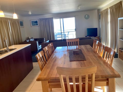 Bayview Beach House Apartment No 1 Condo in Kingscote