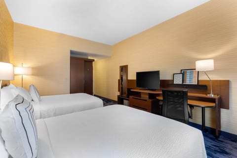 Fairfield Inn & Suites by Marriott Mebane Hotel in Mebane