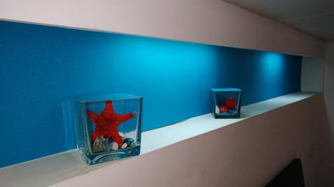 Coral & Turquoise Wohnung in Pozzuoli