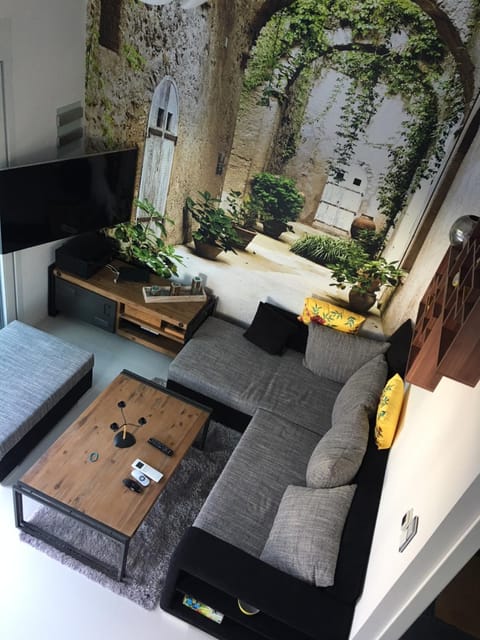 Tiny House with Private Pool Appartement in Bratislava