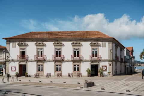 Property building, Landmark view, Location