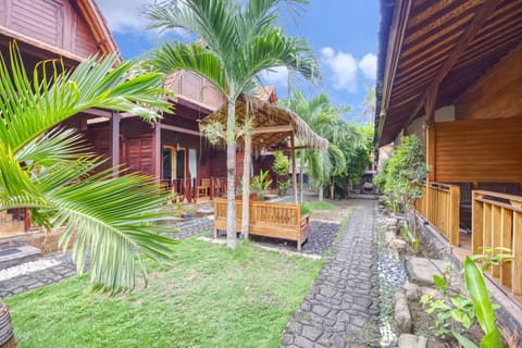 Ba Bar Cottage Penida Campground/ 
RV Resort in Nusapenida