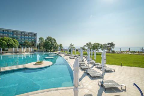 Day, Natural landscape, Pool view, Sea view, Swimming pool