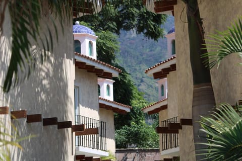 Property building, Natural landscape