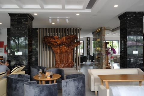 Lobby or reception, Lounge or bar