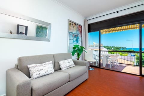 Balcony/Terrace, Living room