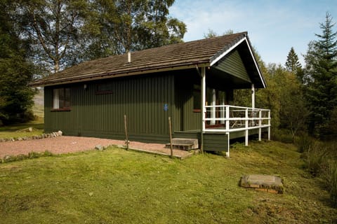 2 bedroom lodge with free WiFi and mountain view Chalet in Scotland
