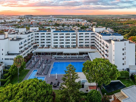 Property building, Bird's eye view, City view, Pool view, Swimming pool