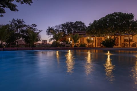 View (from property/room), Garden view, Swimming pool