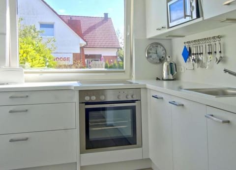 Meike 2 - Ebenerdige Wohnung mit Terrasse und kleinem Garten Apartment in Friesland