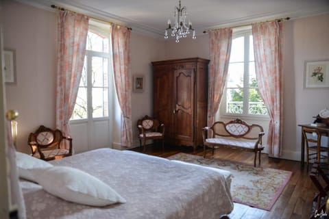 L'Oustal Bed and Breakfast in Bourges