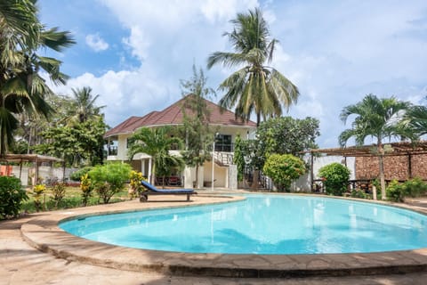 Property building, Pool view, Swimming pool