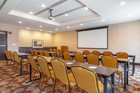 Meeting/conference room