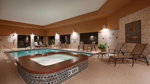 Best Western Plus Lytle Inn and Suites Hotel in Lytle