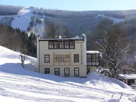 Facade/entrance, Winter