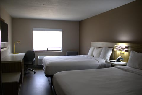 Baymont Inn & Suites by Wyndham San Marcos Hotel in San Marcos