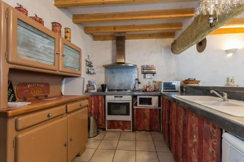 ** Lolile 1 ** House in L'Isle-sur-la-Sorgue