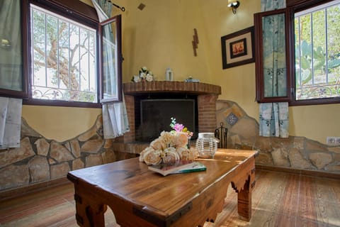 Casa Rural " Los Cuatro Olivos" House in Sierra de Cádiz