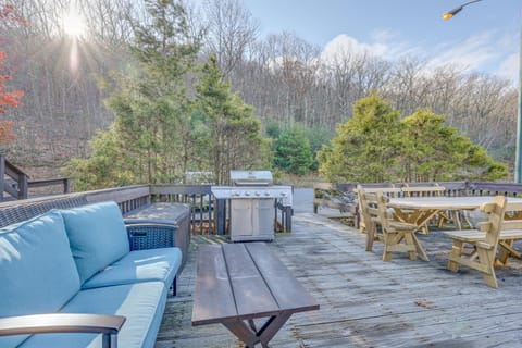 The Best Views From Camelback House in Pocono Mountains