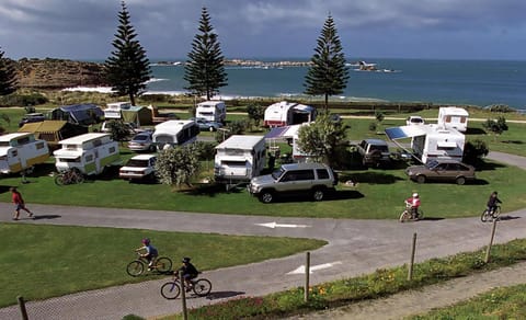 BIG4 Breeze Holiday Parks - Port Elliot Camping /
Complejo de autocaravanas in Port Elliot
