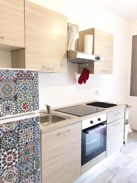 Kitchen or kitchenette, stove