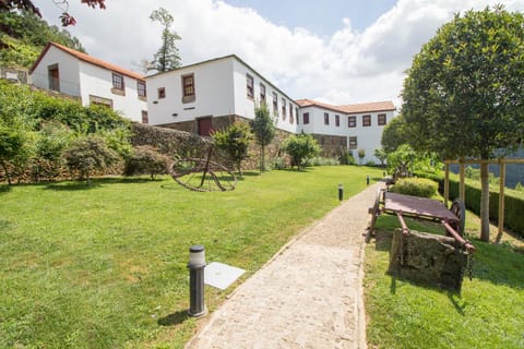 Property building, Facade/entrance, Garden