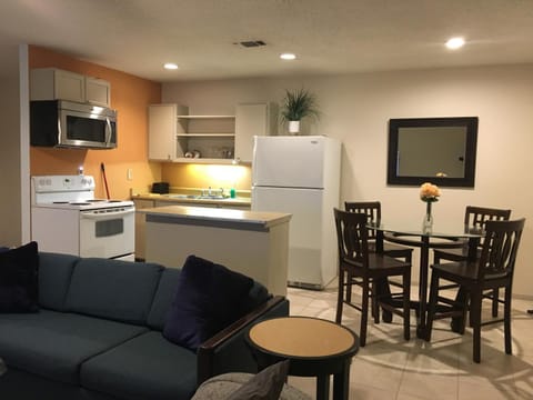 Barbe apt 607-#6 Apartment in San Antonio