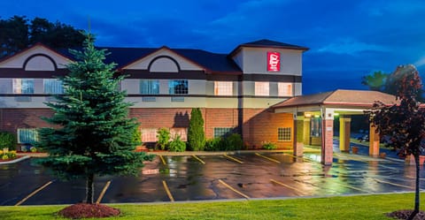 Red Roof Inn & Suites Lake Orion / Auburn Hills Hôtel in Orion Township