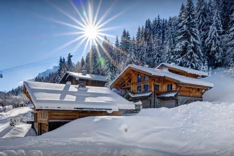 Property building, Natural landscape, Winter, Mountain view