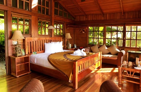 Aguila de Osa Rainforest Lodge Hotel in Bahia Drake