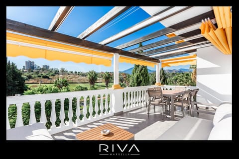 Balcony/Terrace, Garden view, Mountain view