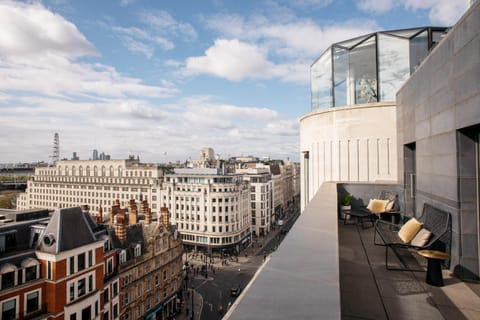 Balcony/Terrace, Balcony/Terrace, Decorative detail, City view