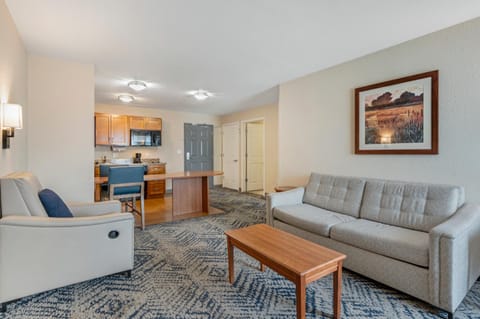 Candlewood Suites Indianapolis East, an IHG Hotel Hotel in Indianapolis