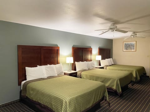 Great Western Inn & Suites Motel in Carlsbad