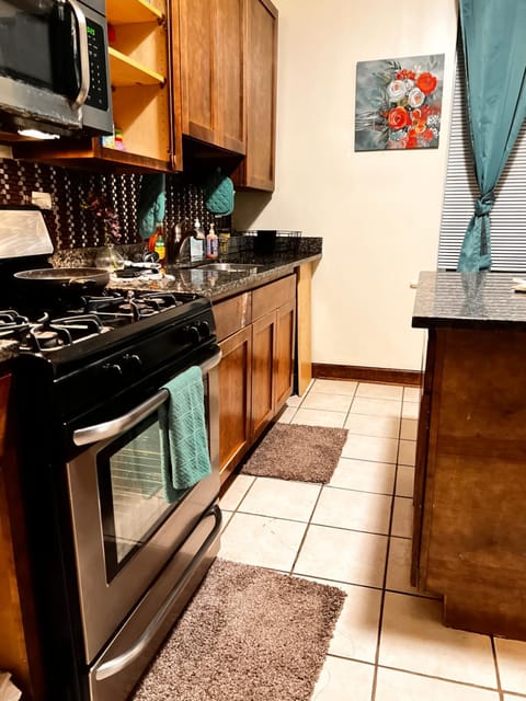 Kitchen or kitchenette, minibar, pet friendly