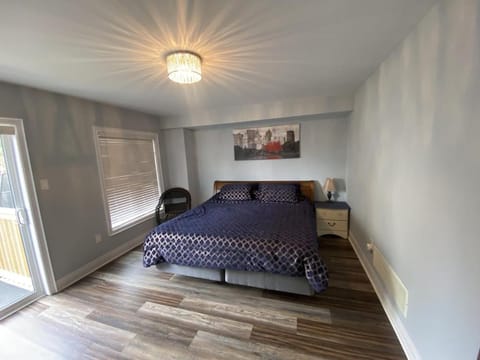 2 bedroom with 2 ensuites Unit in Richmond Hill Eigentumswohnung in Richmond Hill