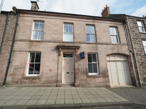 Cowrie Guest House Bed and Breakfast in Berwick-upon-Tweed