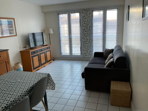 Appartement centre ville près du port avec parking et wifi Apartamento in La Rochelle