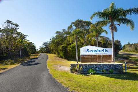 Seashells Beachfront Resort Resort in Diamond Beach