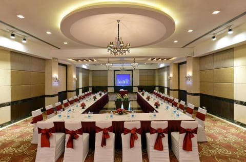 Quality Inn Gurgaon Hotel in Gurugram