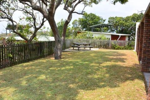 Alicante House in Point Lookout