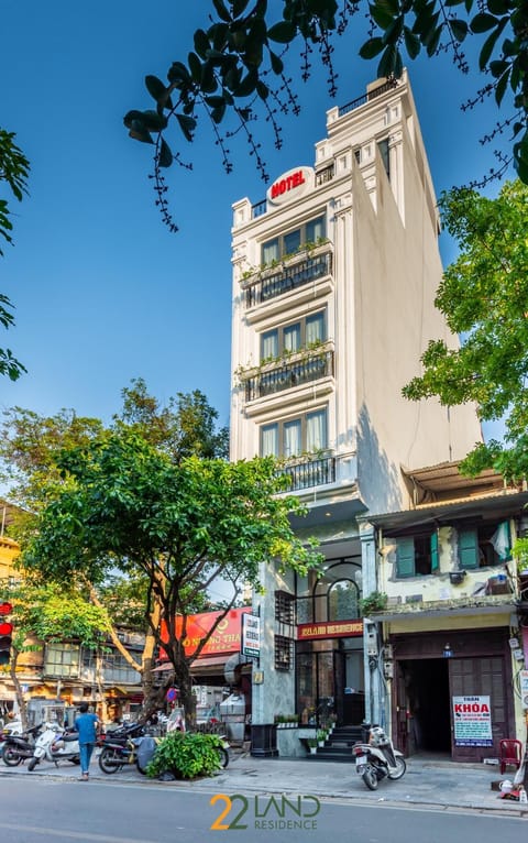 22land Residence Hotel 71 Hang Bong Premium Hotel in Hanoi