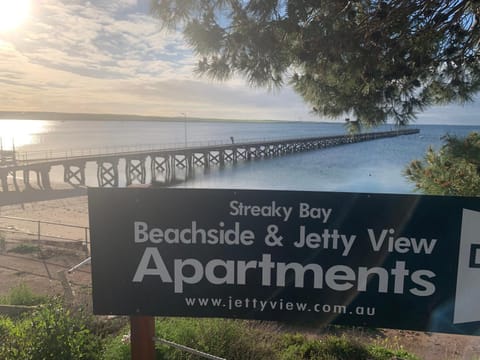 Beachside & Jetty View Apartment 6 - Captain's Apt Condominio in Streaky Bay