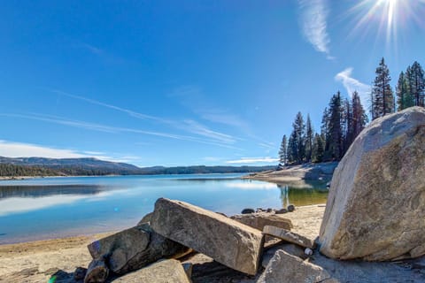 Sparrow Cove Haus in Shaver Lake