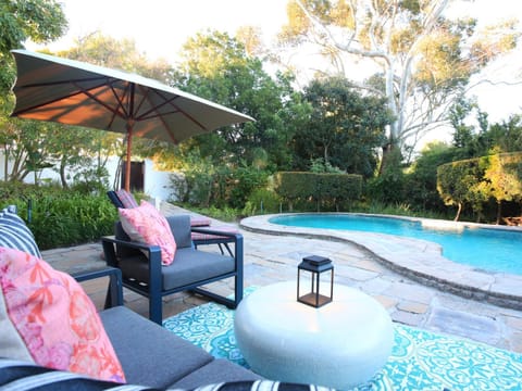 Patio, Day, Natural landscape, Garden, Seating area, Garden view, Pool view, Swimming pool, Swimming pool, sunbed