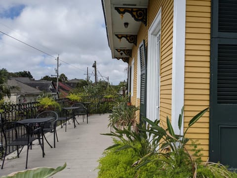 Balcony Guest House Bed and Breakfast in Faubourg Marigny
