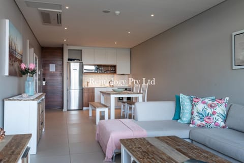 Gorgeous 1 Bed Zimbali Suites Sea View Condo in Dolphin Coast