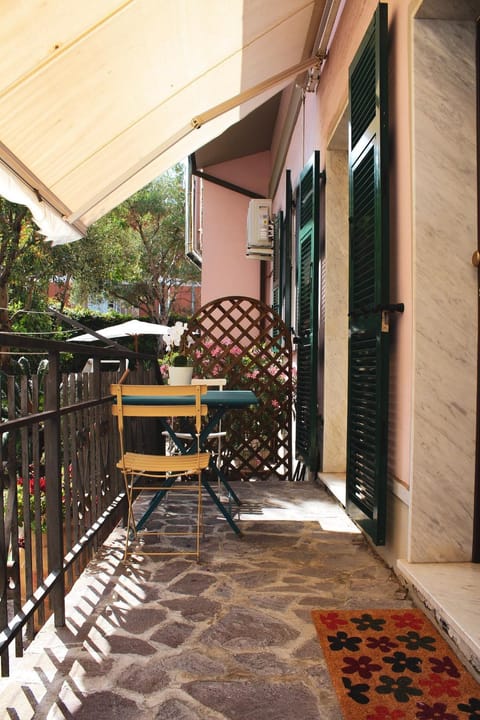 Patio, Balcony/Terrace, Garden view