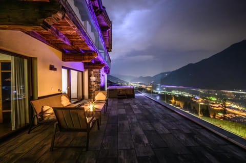 Hot Tub, View (from property/room), Balcony/Terrace, Spa and wellness centre/facilities